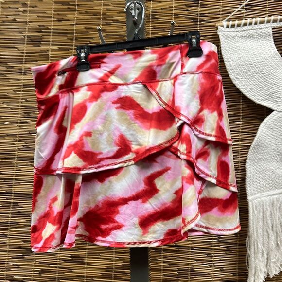 ID Ideology Women S Twist Flounce Skort Red Size 3X - Picture 3 of 3